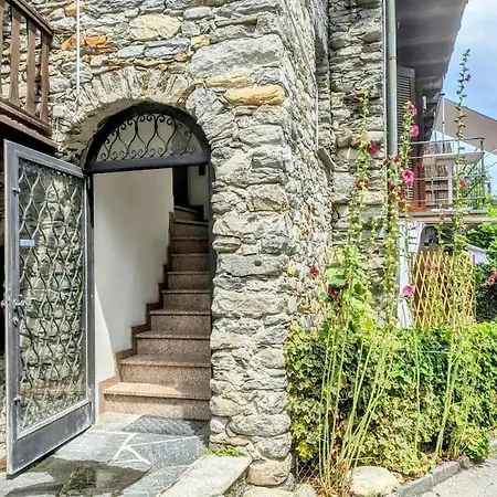 Tiny Locarno Area Apartment