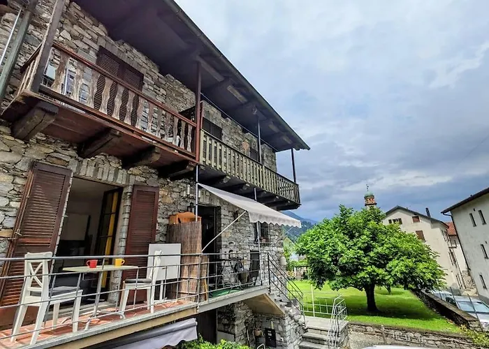 Tiny Locarno Area * Losone